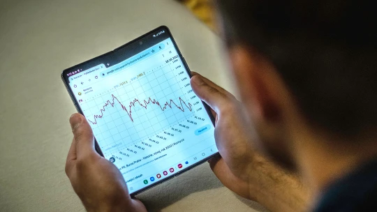 Véčko na druhou. Vyzkoušeli jsme nejvyšší level manažerského telefonu