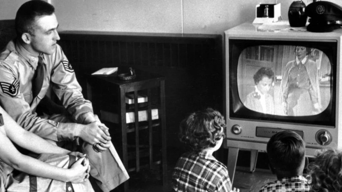 Hledáte novou Hru o&nbsp;trůny a&nbsp;House of Cards? Těchto 7 seriálů teď frčí ve světě