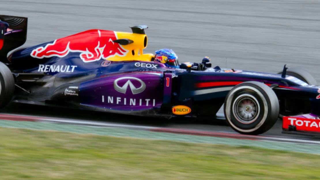 Formule&nbsp;1 je závislá na datech. K&nbsp;vítězství potřebujete středisko jako z&nbsp;NASA