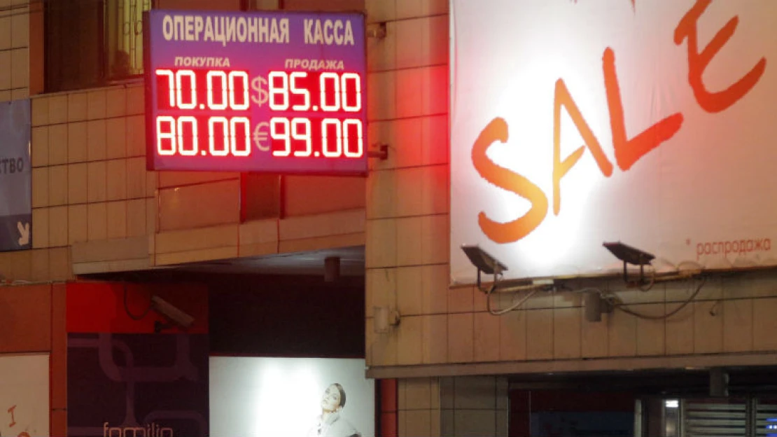 Lidé se bojí a&nbsp;skupují pohanku, popisuje krizi Rus z&nbsp;Petrohradu