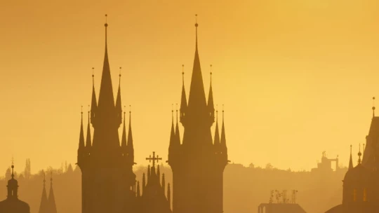 Česko, hlavně žádný klid! Pupky dolů!