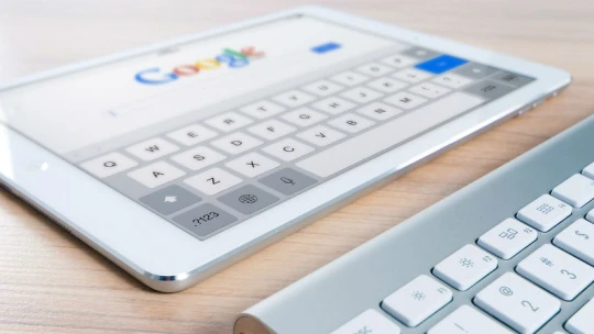 Hit internetu posledních dnů: CIA pomáhala založit Google