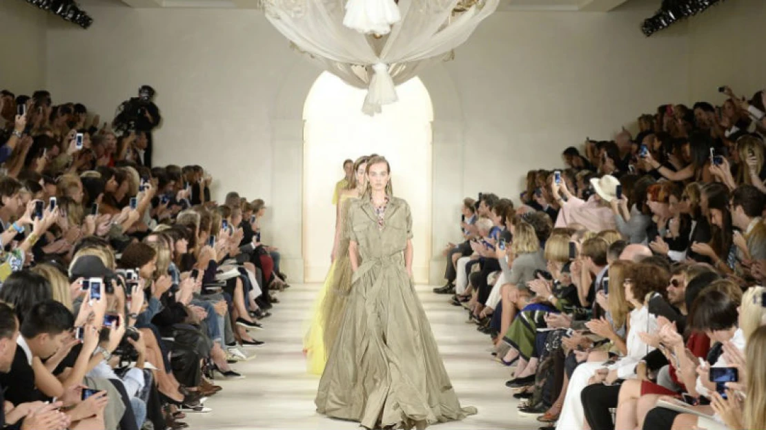 Co bude po&nbsp;newyorském Fashion Weeku zaručeně IN?