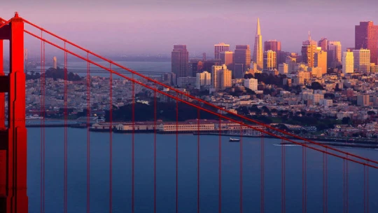 San Francisco vs. umělá hmota. Město se chce úplně zbavit igelitek i&nbsp;plastových lahví