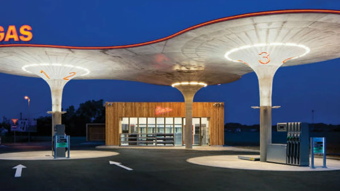 9 nejkrásnějších benzinek světa. Patří mezi ně i&nbsp;jedna, kterou navrhovali Češi