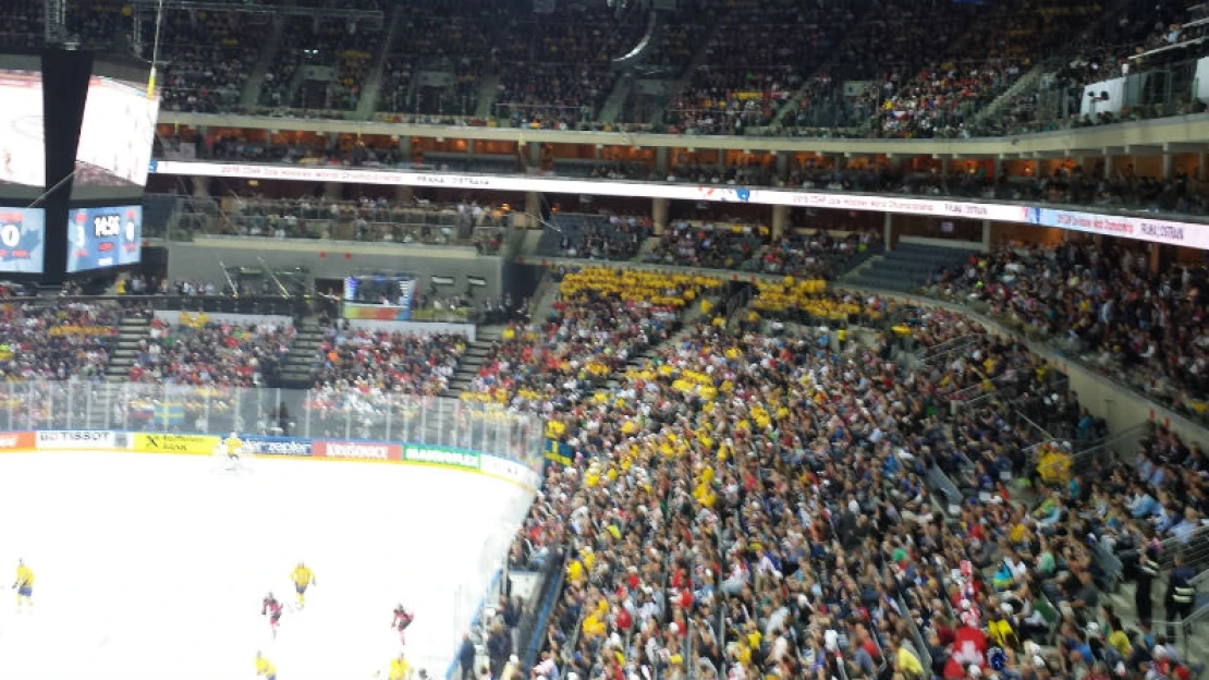Hokejový šampionát vyprodal VIP místa v&nbsp;O2 areně. Pomohly čtyři vybourané skyboxy