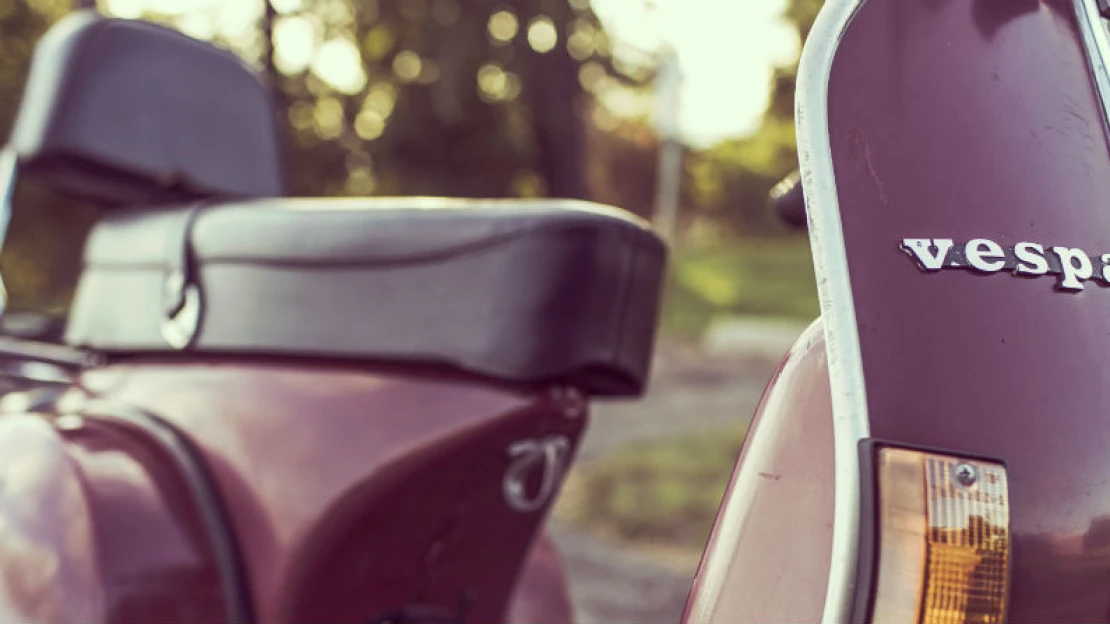 Vespa není skútr, ale královna. A&nbsp;taky kult, symbol nezávislosti a&nbsp;životní styl