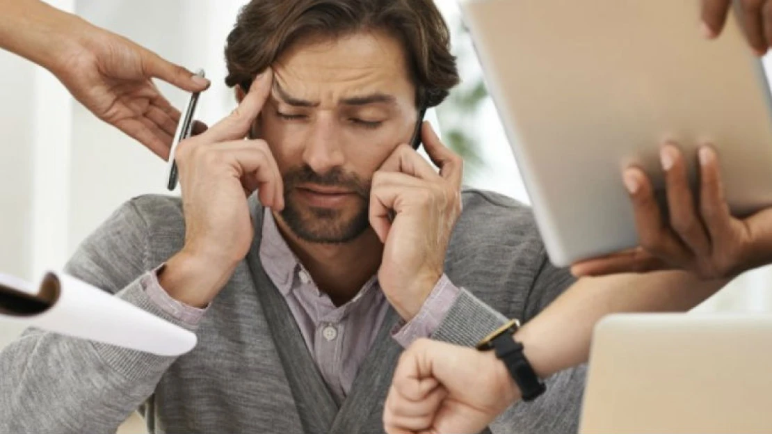 Cítíte se jako v&nbsp;kleštích? 5 tipů, jak přežít před koncem roku nápor práce