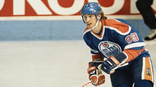 Draží se kartička z Gretzkyho první sezony. Cena šplhá k 10 milionům korun