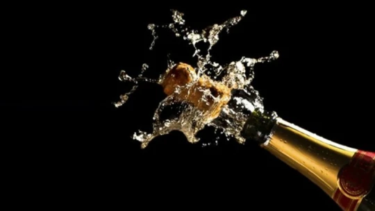 Bublinky ve vaně, Churchillova svačina a leštidlo. Co nevíte o šampaňském