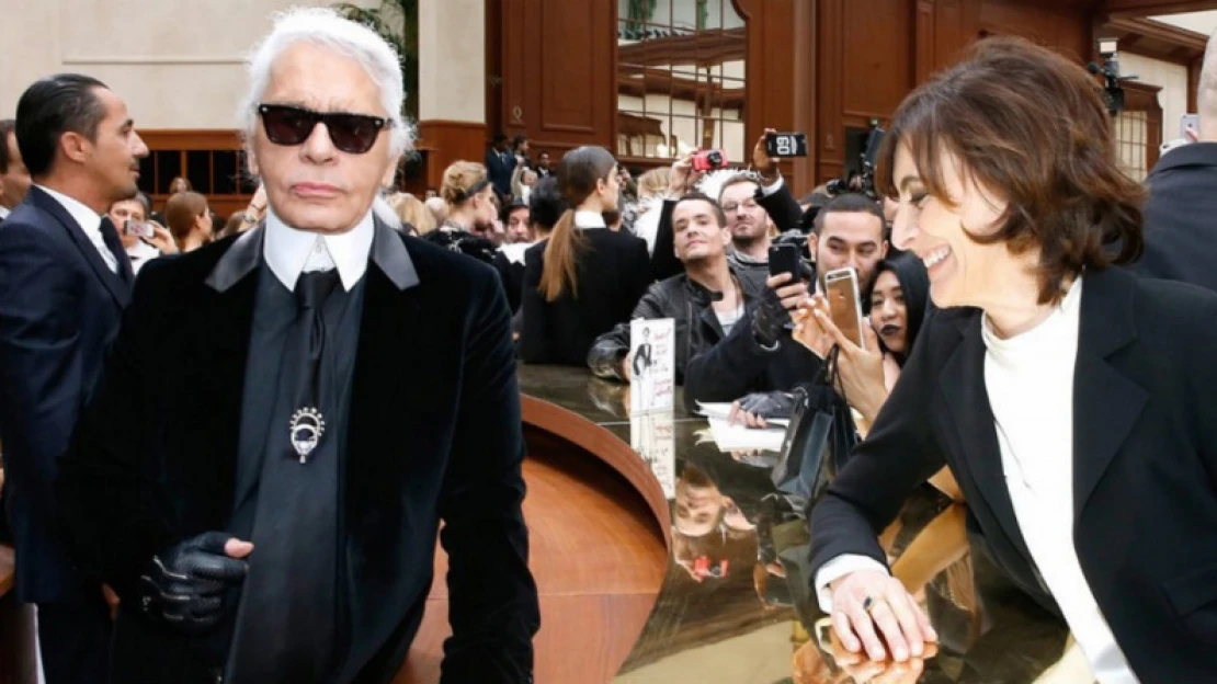 Luxusní hotely i&nbsp;noční kluby. Návrhář Karl Lagerfeld se vrhá mimo módu