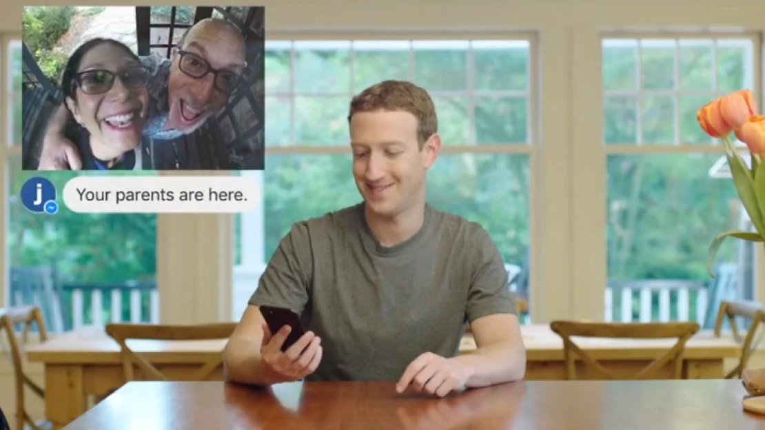 Morgan Freeman doma u&nbsp;Zuckerbergů. Je hlasem jejich umělého majordoma
