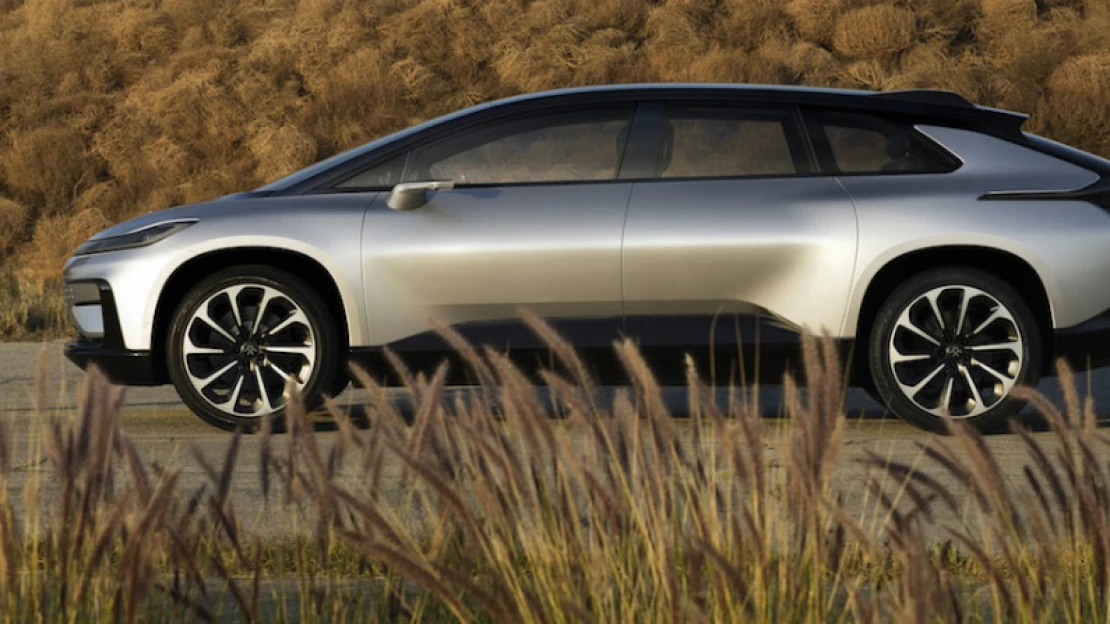 Český designér a&nbsp;z&nbsp;nuly na sto za 2,3 vteřiny. To je nové superauto FF 91
