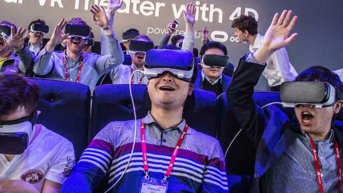 Stagnace inovací ve světě smartphonů. Pomůže virtuální realita?