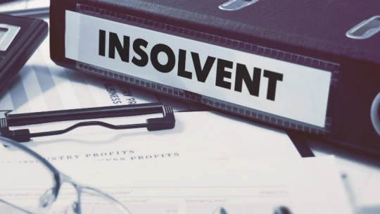 Ztráta důvěry a&nbsp;času, ale i&nbsp;prosperita. Jak se podniká pod insolvenční hrozbou