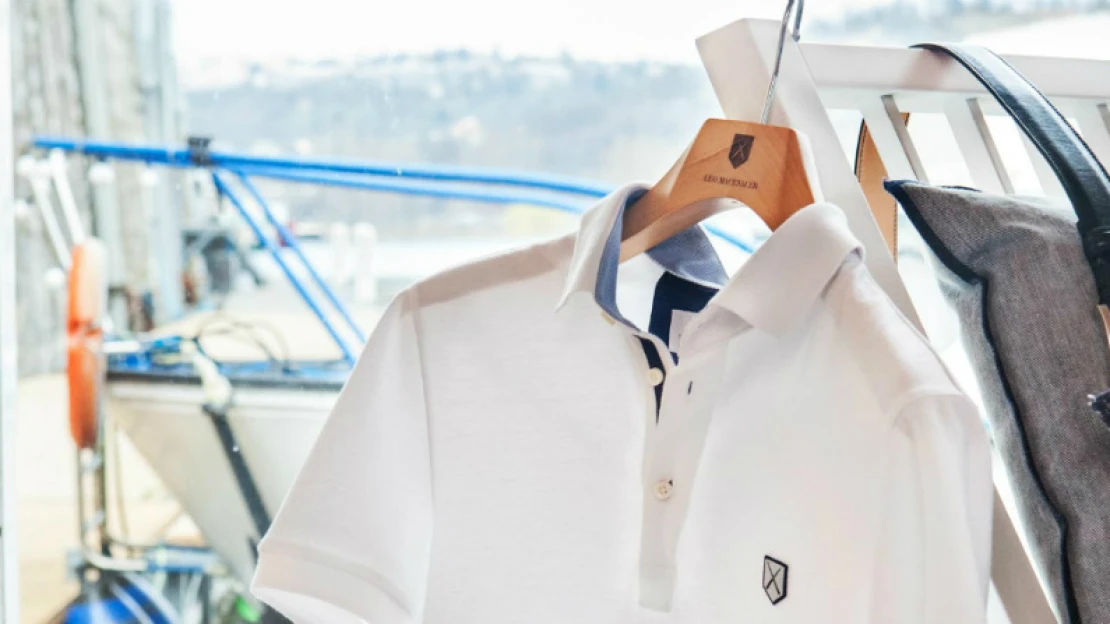 Business casual, koktejlky či&nbsp;blejzr? Toto je příručka pro váš dress code