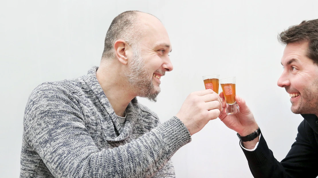Nealko panák, který nakopne. Příběh čajového extraktu z&nbsp;české kotliny