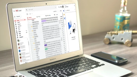 Gmail od Googlu výrazně mění tvář. Tyhle novinky stojí za vyzkoušení