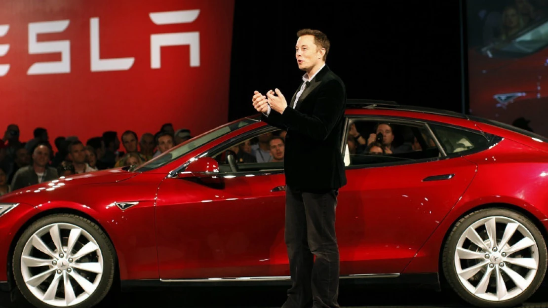 Elon Musk poprvé ztratil nervy. A&nbsp;Wall Street ho za to trestá