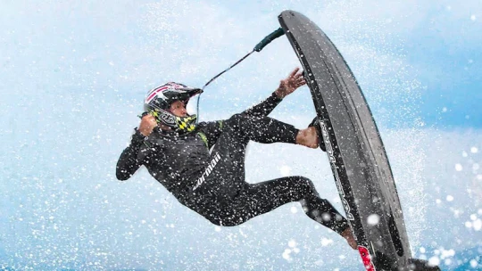 Fotbal, jetsurf a&nbsp;krkonošský očistec. Připravte otcům ten nejlepší den v&nbsp;roce