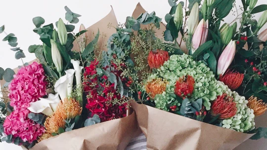 Velký test 💐. Kde koupit v Praze kytku na pracovní schůzku?