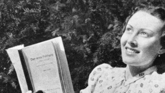 Forbes Cocktail: Zažijte o víkendu Prahu jako Lída Baarová