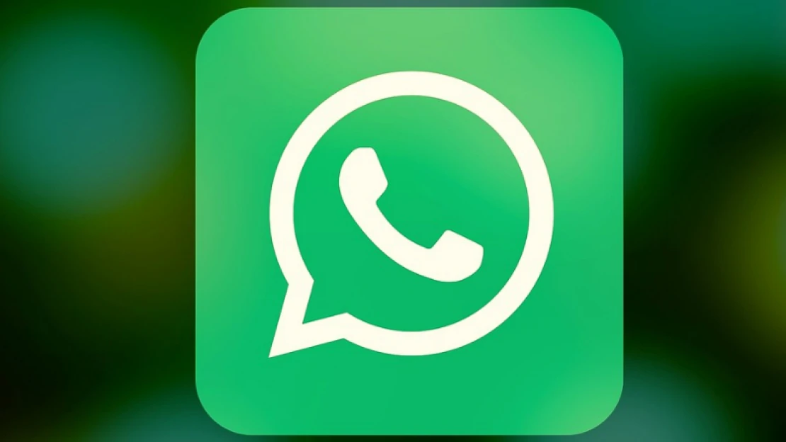 Rychle a&nbsp;ilegálně. Černý trh se přesunul z&nbsp;online podsvětí na WhatsApp