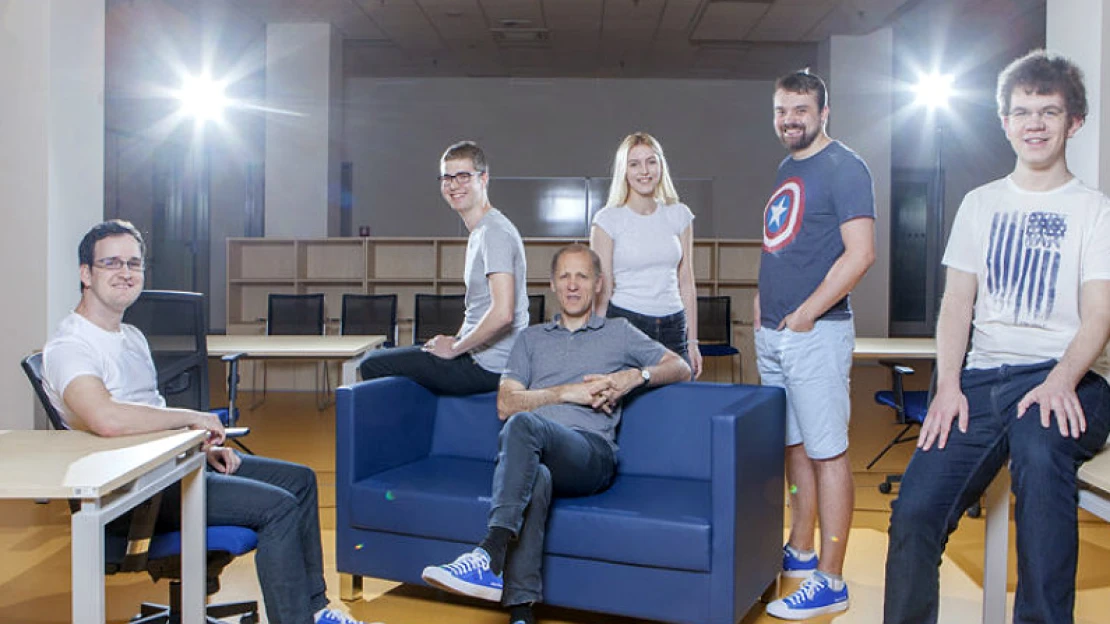 Český úspěch: chatbot z&nbsp;ČVUT získal v&nbsp;soutěži Amazonu stříbro