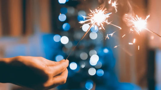 Forbes Cocktail: Malý velký návod, jak zvládnout Vánoce v klidu (fakt)