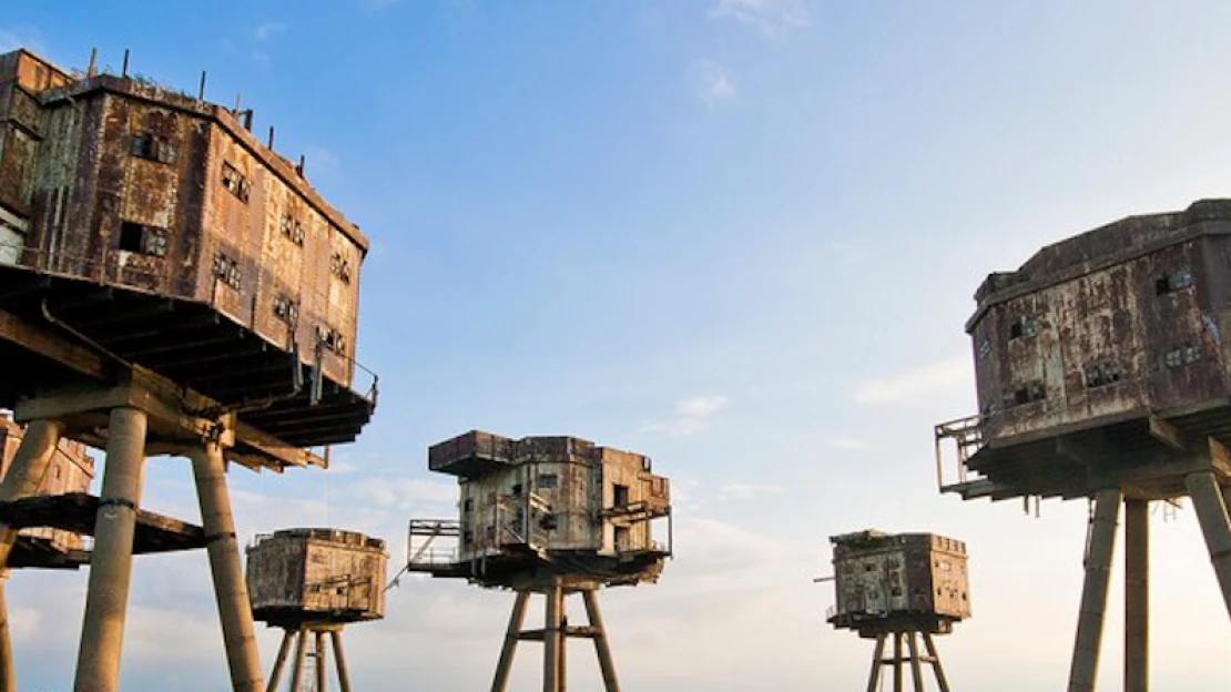 Stanice metra, důl i&nbsp;elektrárna. Tohle je 12 nejkrásnějších opuštěných míst světa