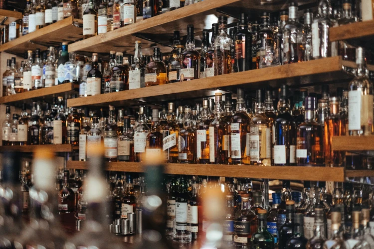 alkohol bar