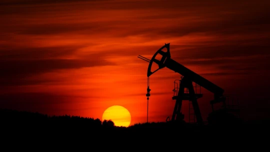 OPEC popáté snížil výhled poptávky po ropě na letošní a příští rok. Hlavně kvůli Číně