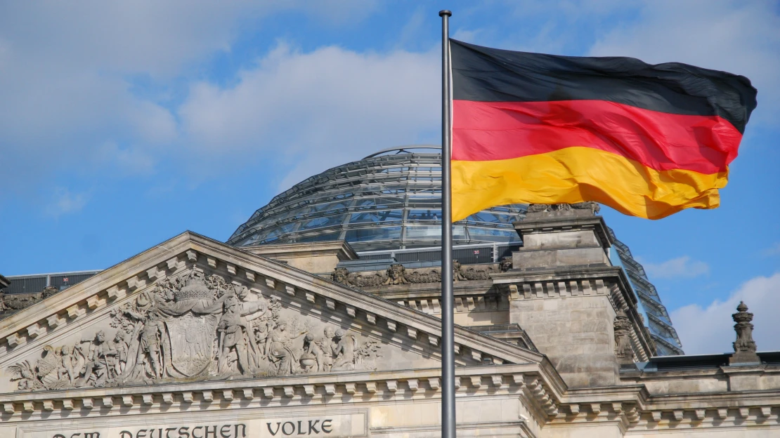 Karlínští Ackee bodují v&nbsp;Německu. Spouštějí apku pro Bundestag, ulovili Audi