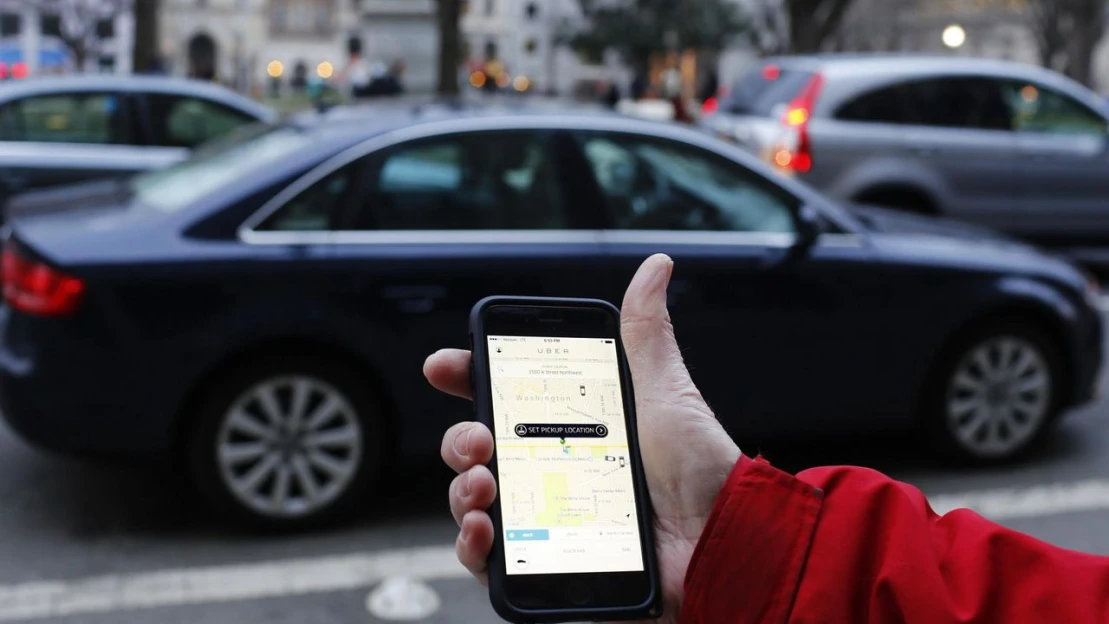 Uber je dál ve ztrátě, jeho donášková služba Uber Eats ale rychle roste