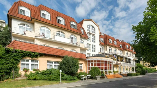 Luhačovice lákají, rodinná lázeňská skupina Plachých a&nbsp;Zemkových roste