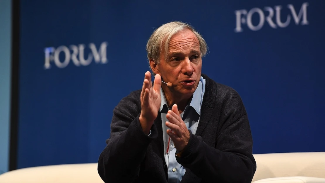 Neinvestovat v&nbsp;Číně je riskantní, tvrdí hvězda hedgeových fondů Ray Dalio