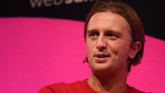 Storonsky nadále protestuje proti válce. Šéf Revolutu se vzdal ruského občanství