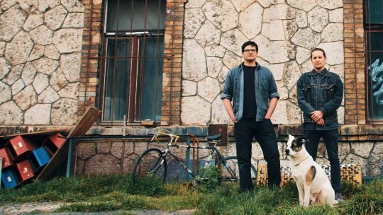 Recyklace nestačí. Dva designéři z&nbsp;Brna prokopávají cestu upcyklaci