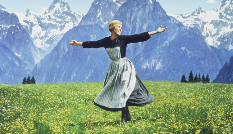 Julie Andrews ve filmu Za zvuků hudby