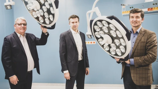 Sto padesát operací týdně. Finančník Janov otevřel jednu z&nbsp;největších pražských klinik