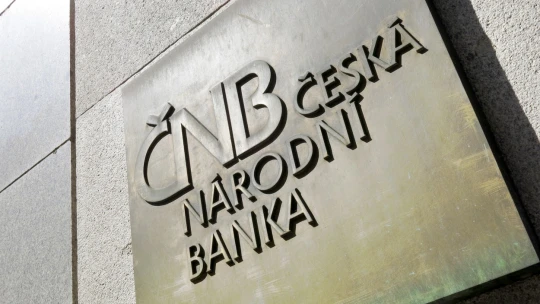 Rekord v&nbsp;červených číslech. ČNB loni vykázala ztrátu téměř 412 miliard