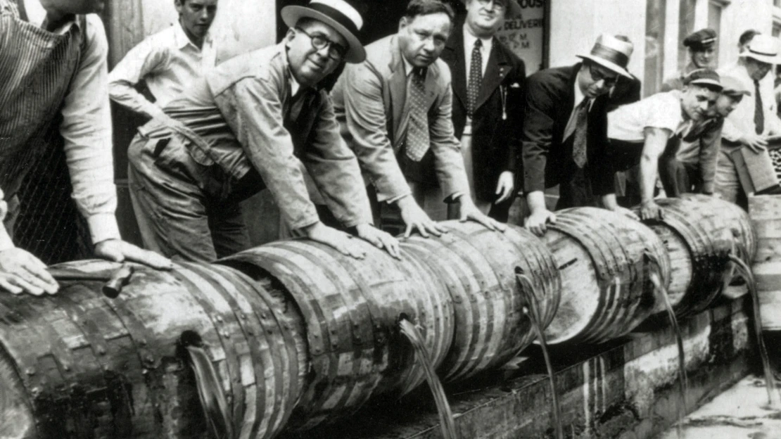 Forbes History: Suché státy americké. Před 100 lety zacloumala s&nbsp;USA prohibice