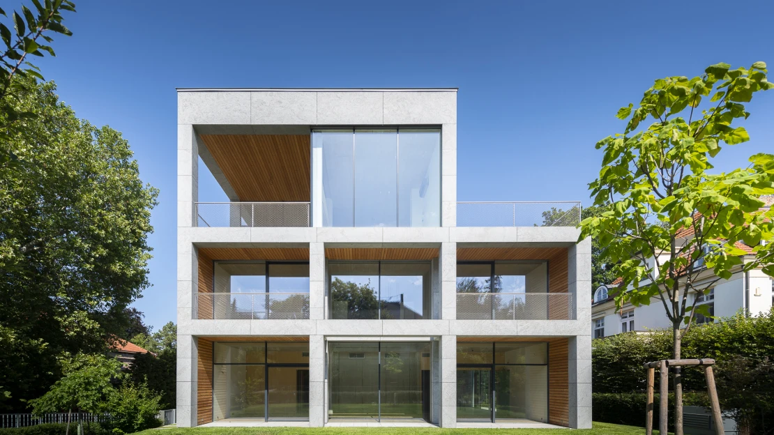 Vila za půl miliardy i nejvlivnější realitní magnáti Česka. Tohle je žebříček Forbes Reality 2020