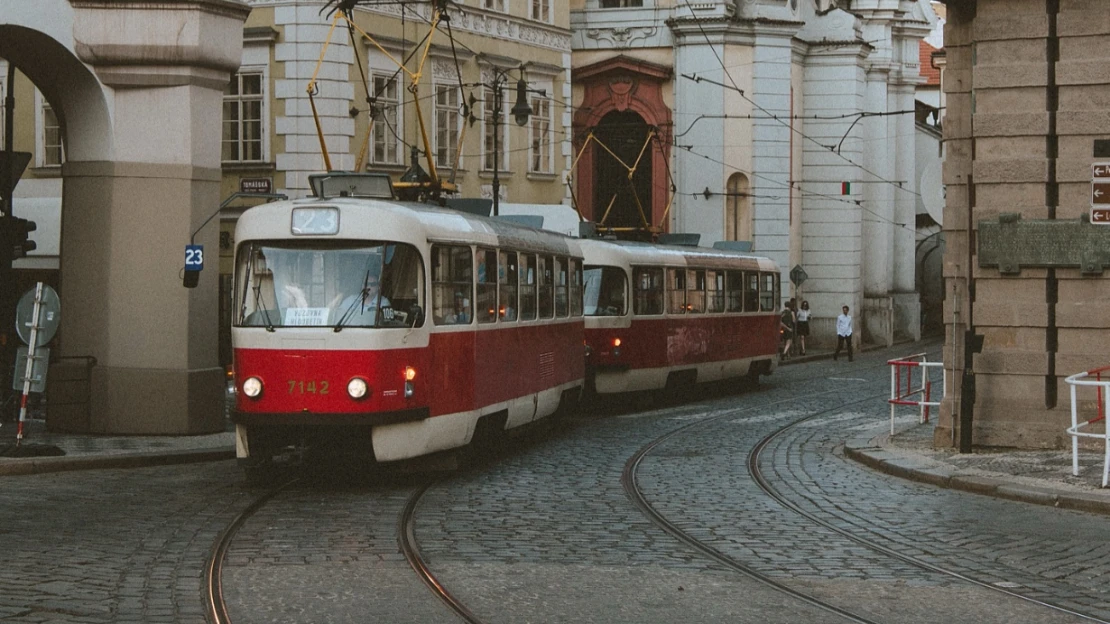 3,5 miliardy na ekologická vozidla veřejné dopravy. Vláda je regionům poskytne v&nbsp;následujících letech