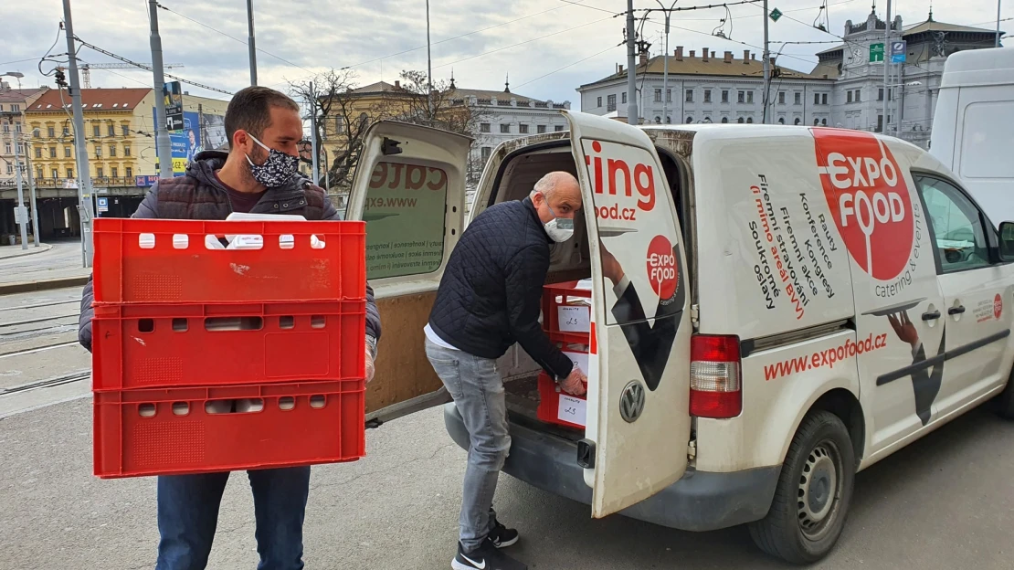 Je to české? Beru! Svým chováním přispívají zákazníci k&nbsp;záchraně malých domácích firem
