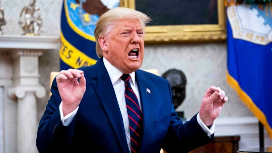 Trumpova řeč. Umělou inteligenci rozložily prezidentovy nesmyslné věty