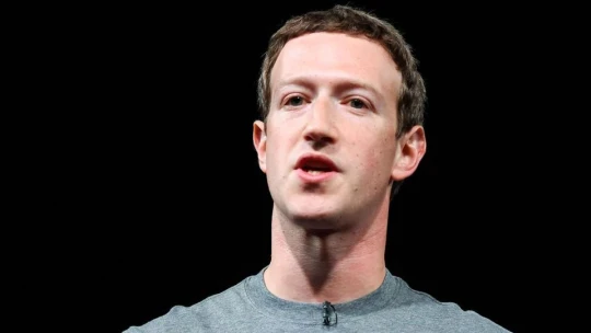 Boj o&nbsp;zpravodajství pokračuje. Austrálie začala vyjednávat se Zuckerbergem