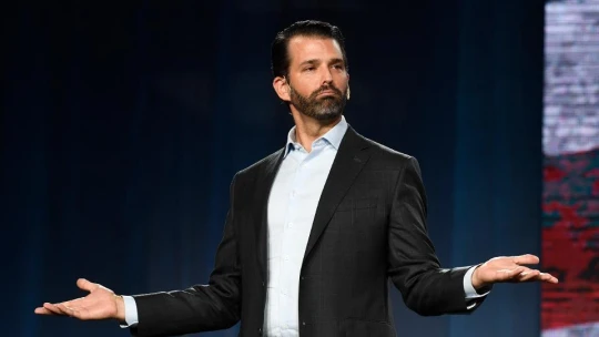 Trump Jr. vyrazil na lov ohrožených ovcí do Mongolska. Daňové poplatníky to stálo 75 tisíc dolarů
