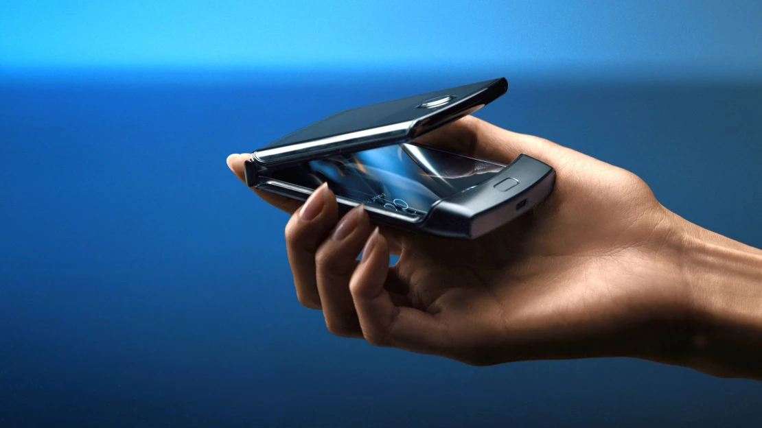 Zářivé zítřky pro Motorolu? Do tří let chce být trojkou na trhu se smartphony