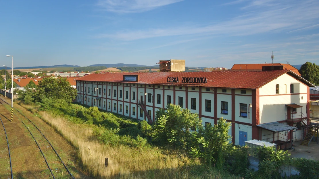 Česká zbrojovka jde po&nbsp;nejlepším půlroce na burzu. Holeček prodá akcie za čtyři miliardy